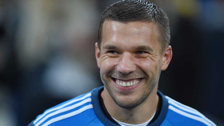 "Jetzt müssen wir die Köpfe hochkrempeln. Und die Arme natürlich auch." 