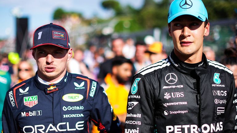 Max Verstappen (l.) wird immer wieder als Ersatz von George Russell bei Mercedes gehandelt.