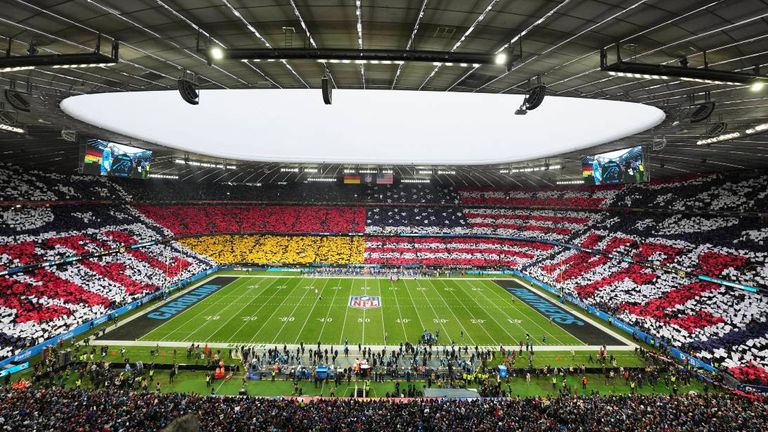 Am 09. November findet in Berlin das NFL-Spiel zwischen den Colts und den Falcons statt. 
