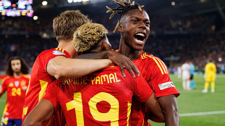 Spanien-Star Nico Williams ist heiß begehrt - unter anderem der FC Bayern will den Bilbao-Offensivspieler verpflichten.