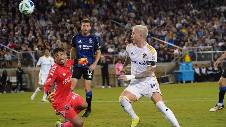 Marco Reus trifft für Los Angeles Galaxy gegen San Jose Earthquakes.