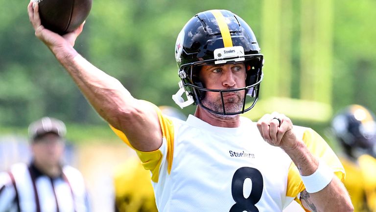 NFL-Quarterback Aaron Rodgers spielt in der kommenden Saison für die Pittsburgh Steelers.