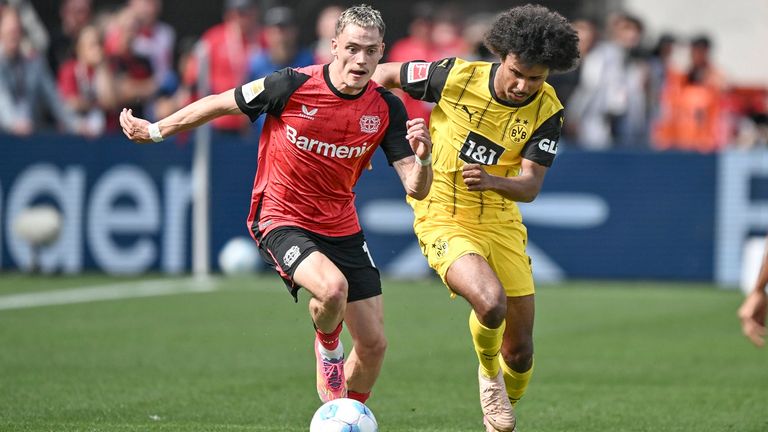 Florian Wirtz (l.) wird aller Voraussicht nach zum FC Liverpool wechseln.