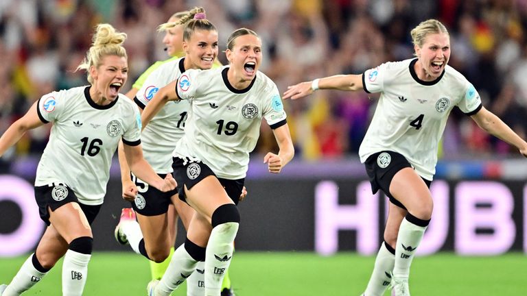 Die deutsche Frauen-Nationalmannschaft geht mit viel Selbstbewusstsein ins EM-Halbfinale und glaubt an den großen Coup.