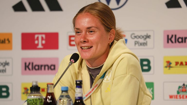 Sky zeigt ausgewählte Pressekonferenzen des DFB-Teams - heute mit Sjoeke Nüsken vor dem EM-Viertelfinale der Frauen gegen Frankreich 