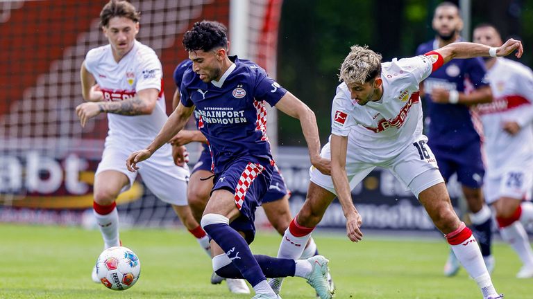 Der VfB Stuttgart und die PSV Eindhoven trennen sich in einem torreichen Test mit 4:4.