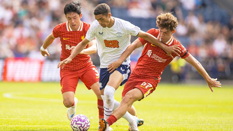 Der FC Liverpool gewinnt das erste Testspiel bei Preston North End.