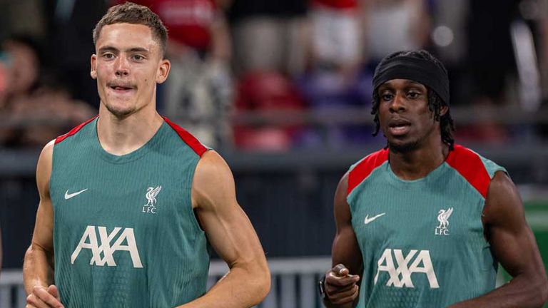 Florian Wirtz (l.) und Jeremie Frimpong überzeugten gegen Stoke und wollen auch gegen Milan glänzen.
