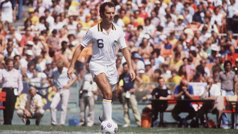 FRANZ BECKENBAUER (New York Cosmos, 1983)