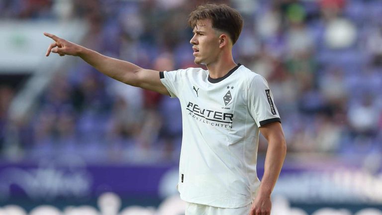 Borussia Mönchengladbach: 89,95€ + 14,95€ Spielername + 2,49€ Liga-Logo - Gesamtpreis: 107,39€