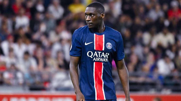 Randal Kolo Muani wurde bei Paris Saint-Germain aussortiert.