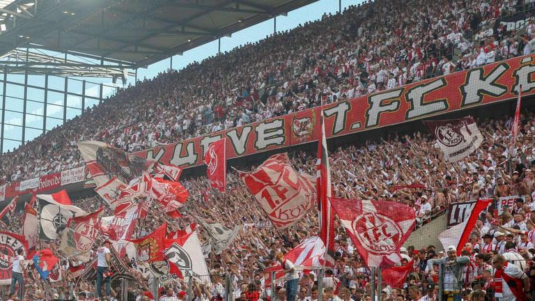 RheinEnergieSTADION | Kapazität: 50.000 Zuschauer | Preis pro Bier (0,5 l): | Preis pro Bratwurst: 