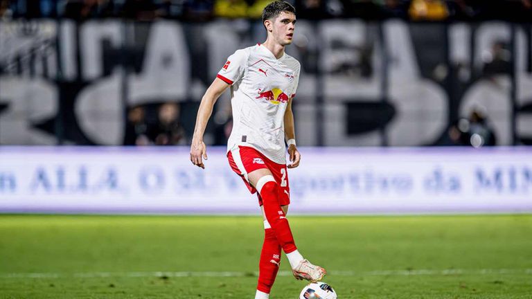 Leihe bis 2026: Verteidiger Nedeljkovic bleibt bei RB.