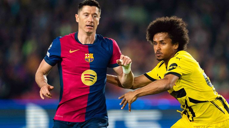Robert Lewandowski (l.) wird auf dem neuen Trikot auf der Rückseite einen neuen Sponsornamen tragen.