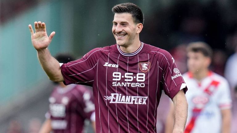 Luka Lochoshvili spielte in der vergangenen Spielzeit für den Zweitligisten US Salernitana und soll nun den Club stabilisieren.