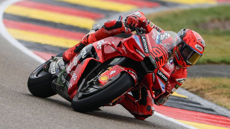 Marc Marquez gewinnt den Sprint am Sachsenring.