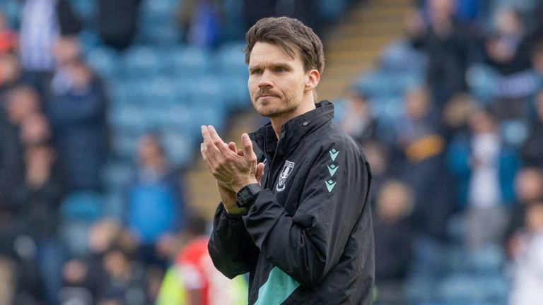 Danny Röhl will in die Bundesliga.