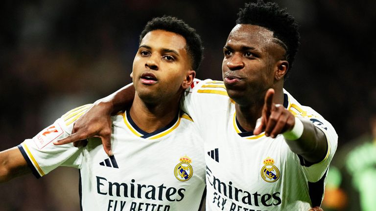 Real-Angreifer Rodrygo (l.) hat das Interesse des FC Liverpool auf sich gezogen. 
