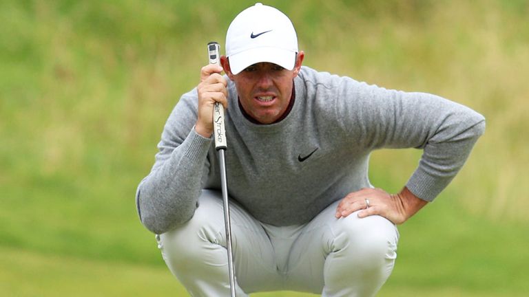 Rory McIlroy ist bei seinem Heimatturnier The Open durchwachsen gestartet.
