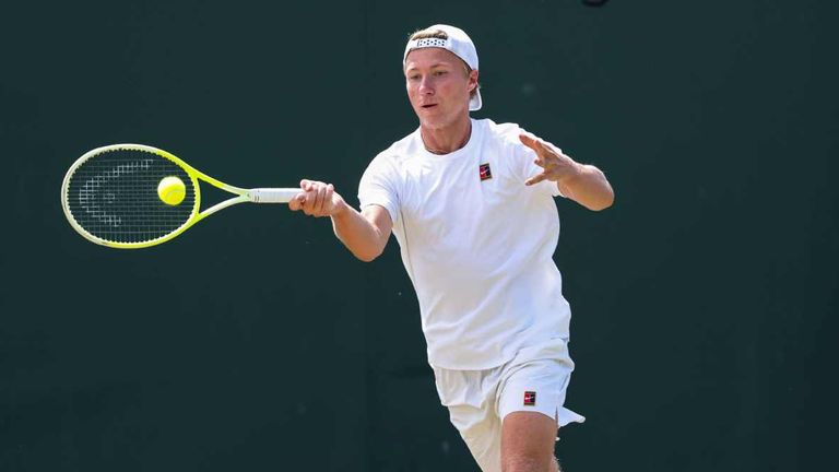 Tennis-Talent Max Schönhaus hat das Finale des Junioren-Wettbewerbs von Wimbledon verpasst. 