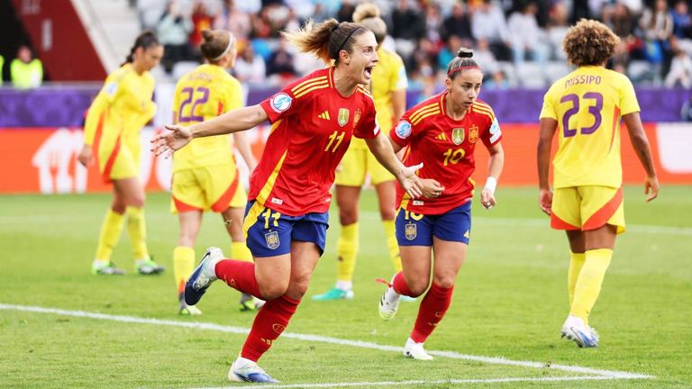 Die Spanierinnen fegen auch im zweiten EM-Gruppenspiel über ihren Gegner hinweg. 