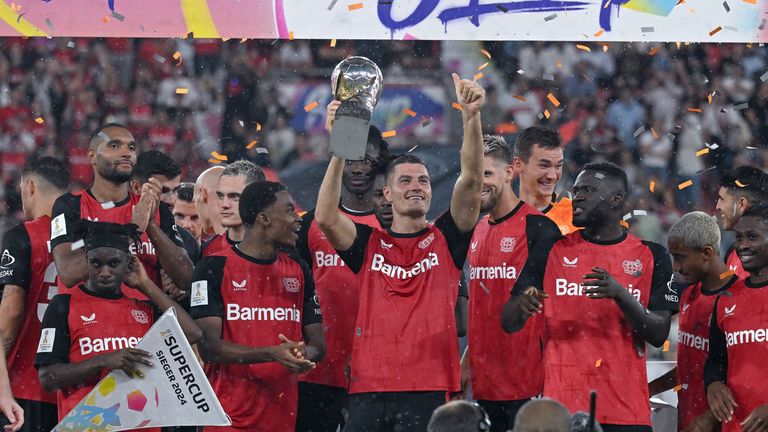 Im Elfmeterschießen sicherte sich in der letzten Saison Bayer Leverkusen den Supercup gegen den VFB Stuttgart. 