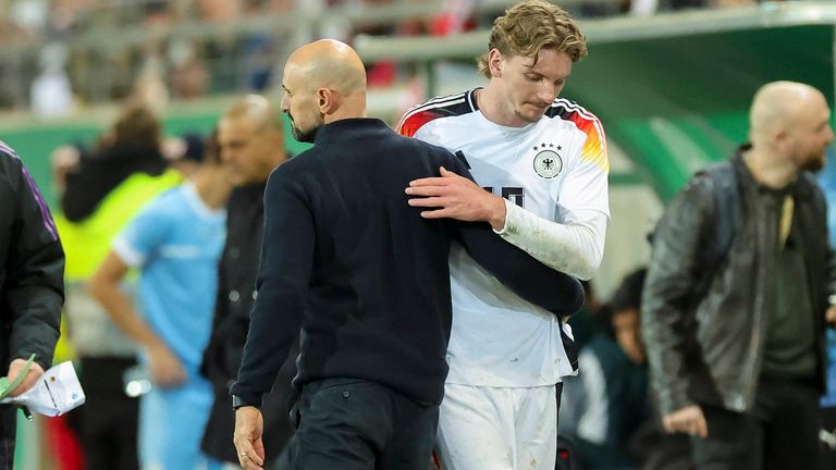 Antonio Di Salvo spricht über die Woltemade-Meldungen vor dem verlorenen EM-Finale.