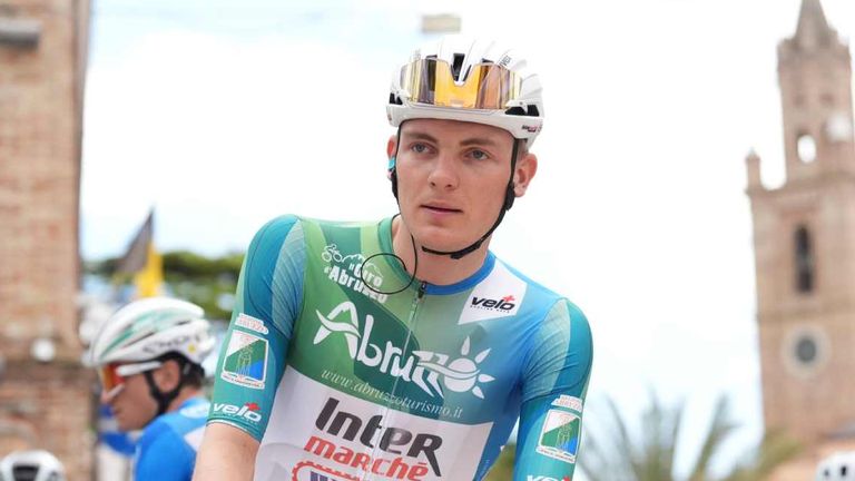 Georg Zimmermann hat seine insgesamt fünfte Tour de France wegen der Folgen seines heftigen Sturzes beendet.