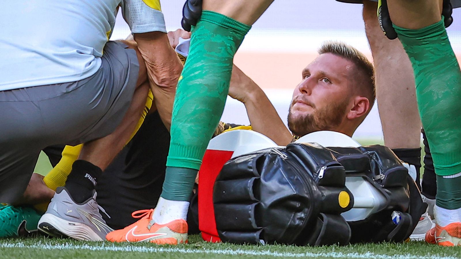 BVB könnte auf den Schock rund um die Verletzung von Niklas Süle reagieren