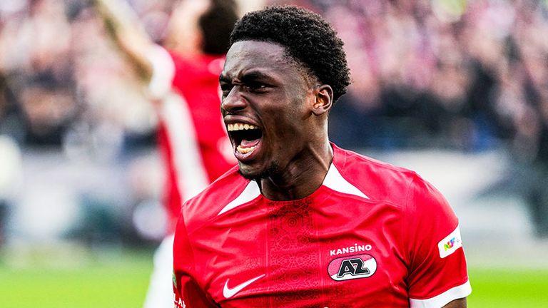Ernest Poku verlässt Alkmaar nach sechs Jahren.