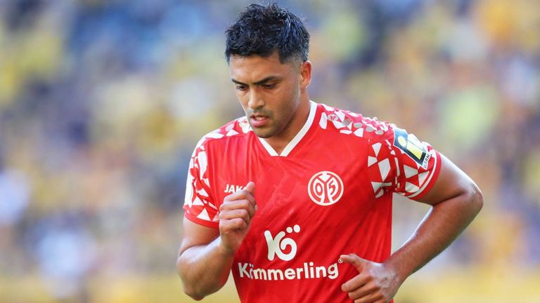 Nadiem Amiri muss mit Mainz einen Dämpfer im Kampf um die Conference League hinnehmen.