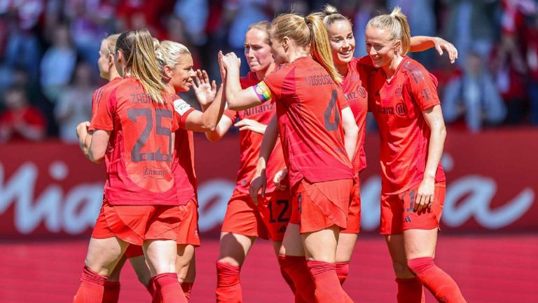 Rekordkulisse beim Auftakt der Frauen-Bundesliga.