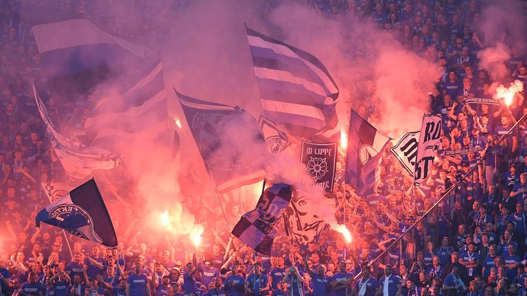 Die Fans von Arminia Bielefeld sind beim letztjährigen Pokalfinale negativ aufgefallen.