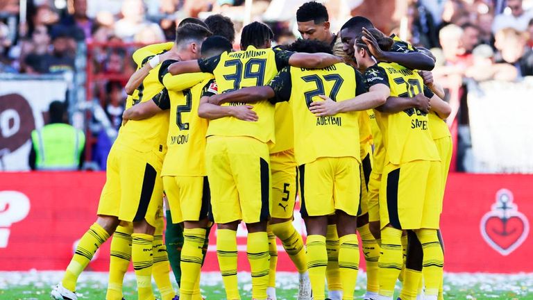 Der BVB hat sich einen neuen Taktik-Kniff bei eigenem Anstoß überlegt. 