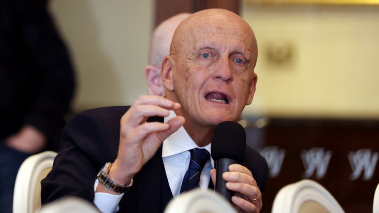 Pierluigi Collina lobt die deutschen Schiedsrichter Burda und Ballweg.