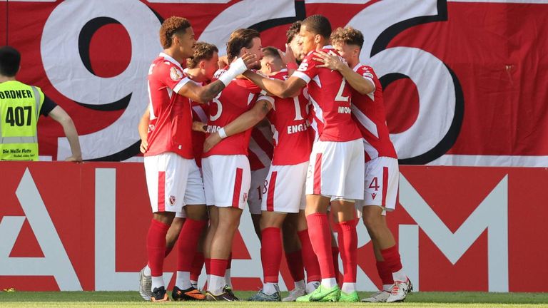 Cottbus gewinnt gegen Hannover 96 in der ersten Runde des DFB-Pokals.
