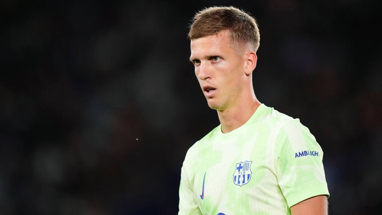 Dani Olmo muss bei Barcelona um seine Einsatzberechtigung bangen.