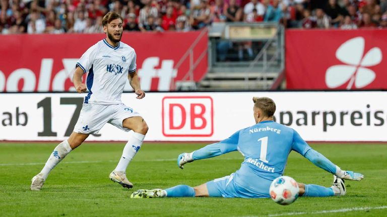Der 1. FC Nürnberg verliert gegen Darmstadt.