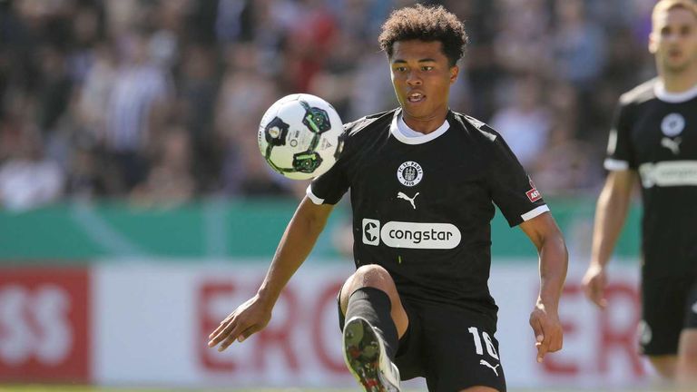 PLATZ 15: FC St. Pauli / Wahrscheinlichkeit: 10,4% - Punkte: 35,1.