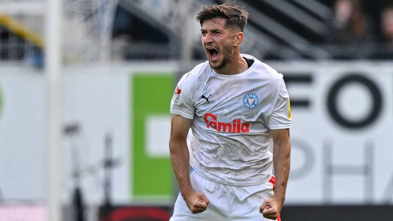 Armin Gigovic traf am ersten Spieltag der laufenden Zweitliga-Saison für Holstein Kiel.