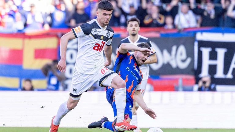 Albian Hajdari (l.) wechselt vom FC Lugano in die Bundesliga zur TSG Hoffenheim.