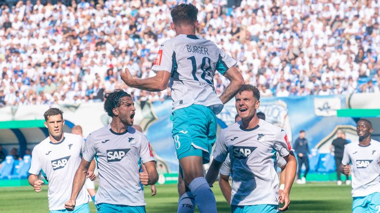 DIe TSG Hoffenheim zieht in die 2. Runde des DFB-Pokals ein.