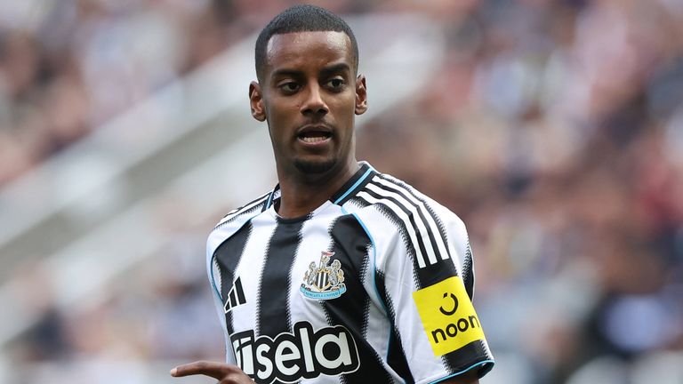 Liverpool will sich auch noch mit Alexander Isak von Newcastle United verstärken. 