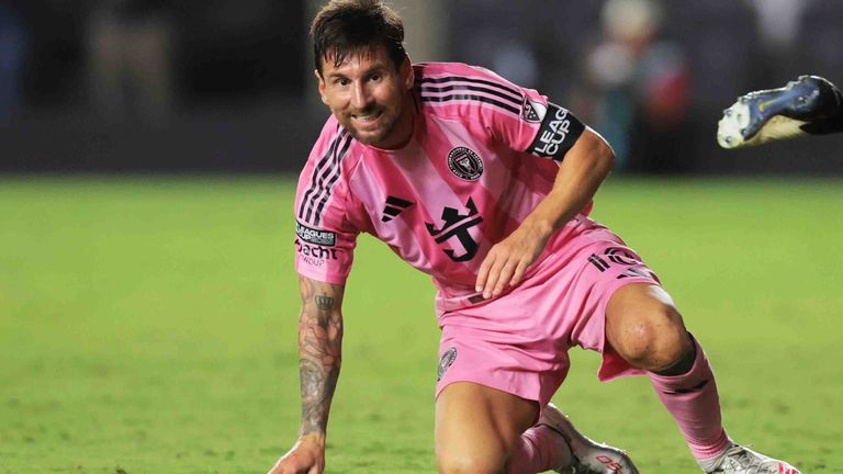 Inter Miamis Superstar Lionel Messi muss gegen Club Necaxa verletzt ausgewechselt werden.