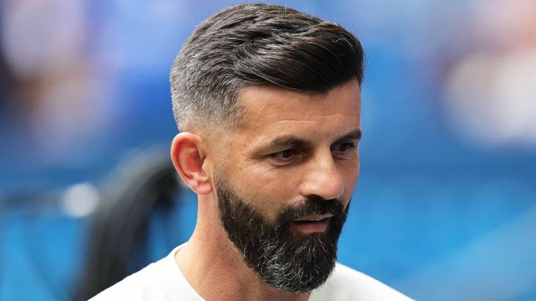 Schalke-Trainer Miron Muslic sieht Jose Mourinho als großes Vorbild. 
