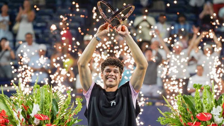 Ben Shelton hat in Toronto seinen ersten Masters-Titel gewonnen.