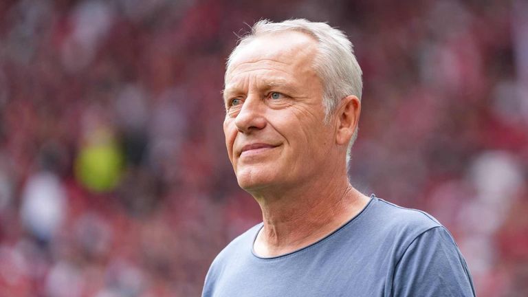 Christian Streich spricht über den schwierigen Start ins Leben nach dem Profifußball.