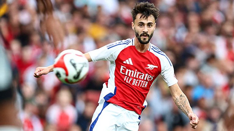 Fabio Vieira steht seit Sommer 2022 beim FC Arsenal unter Vertrag.