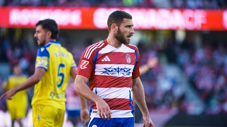 Fortuna Düsseldorf teilt mit, Shon Weissman nicht zu verpflichten.