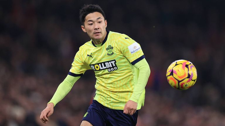 Bremen leiht Japaner Yukinari Sugawara aus.